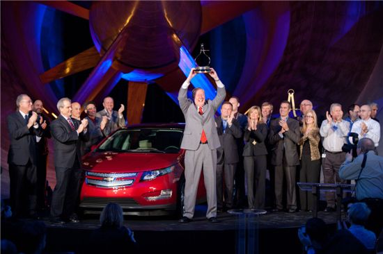 GM의 시보레 볼트가 모터트렌드가 뽑은 '2011 올해의 차'에 선정됐다.