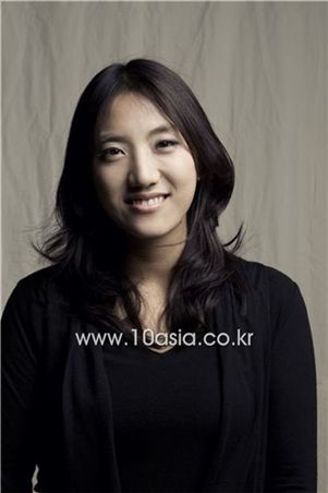 Jandi (keyboard) [Lee Jin-hyuk/10 Asia]