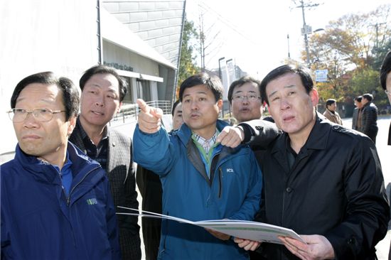 김영배 성북구청장, 4일간 26.4km 돌며 주민과 접촉 