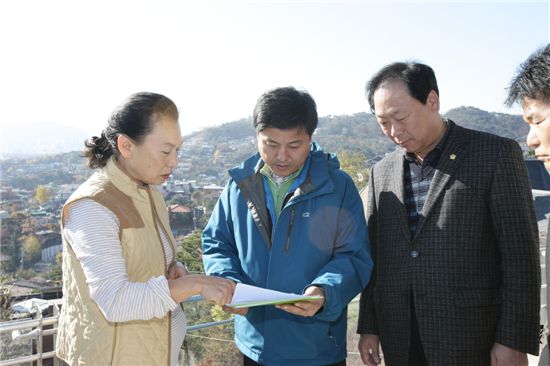 김영배 성북구청장, 4일간 26.4km 돌며 주민과 접촉 