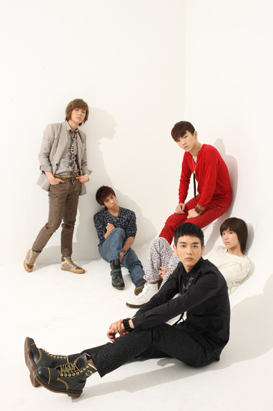 Korean boy band SHINee [SM Entertainment]