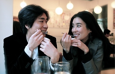 네티즌들, 조성모 결혼소식에 '축하' VS '섭섭'
