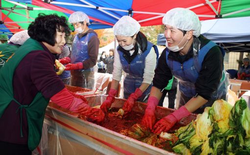 삼성물산, '사랑의 김장담그기' 개최