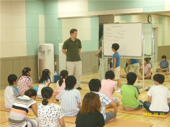 영어캠프 공개수업 장면