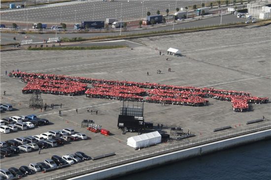 비스트, 초호화 일본공연 '헬기에 맹수까지 동원'