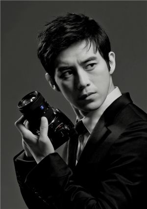 소니 알파55 TV CF 모델 고수  