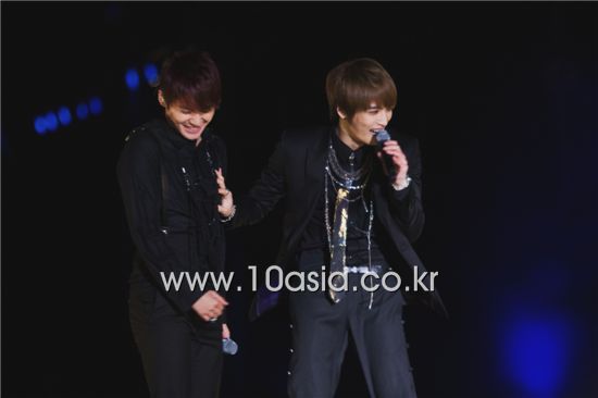 Junsu and Jaejung [Chae Ki-won/10Asia]