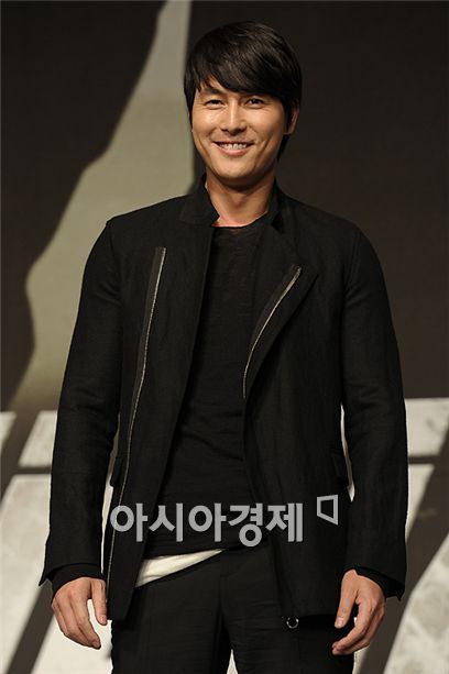 [PHOTO] Jung Woo-sung at "Athena" press conference
