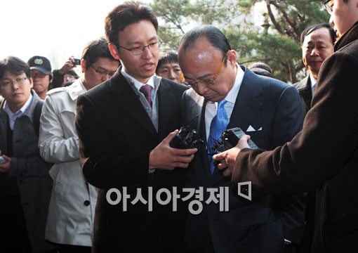 김승연 회장 혐의 부인한듯..檢, 재소환 방침