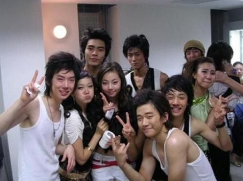 Trainee picture of JYP Entertainment artists [Online celebrity website]