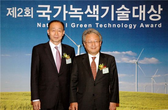 동부한농 온실가스 절반 줄이는 비료 세계 첫 개발