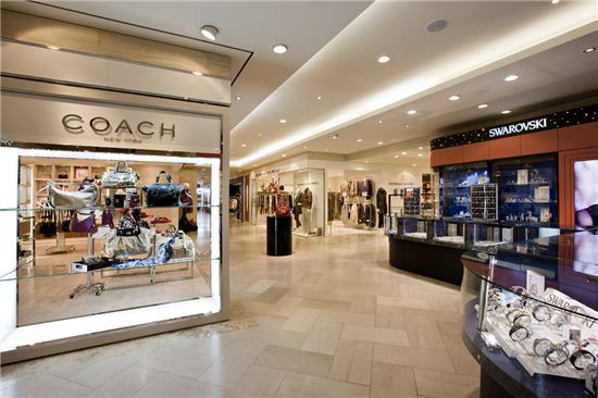 [명품공화국]뒷방으로 밀리는 1세대 명품들