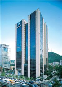 [2010 아시아 금융문화대상]우리銀, 中企 지원·사회공헌 적극