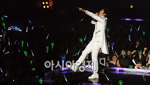 [포토]윤두준 '소리질러!'