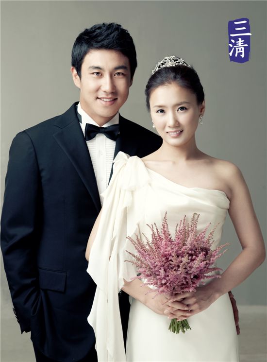 김강민, 동갑내기 박정선 씨와 백년가약