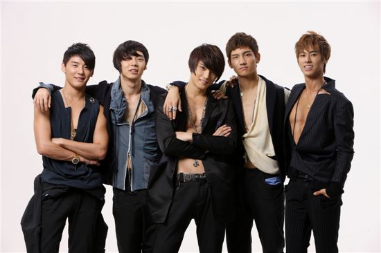 TVXQ becomes the third most-searched artist in Japan