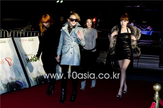 2NE1 [Lee Jin-hyuk/10Asia]