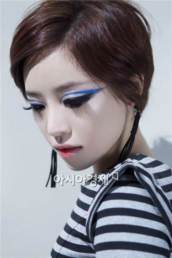 가인, 21일 '배트 템퍼' 발표 앞두고 미공개 사진 선보여 