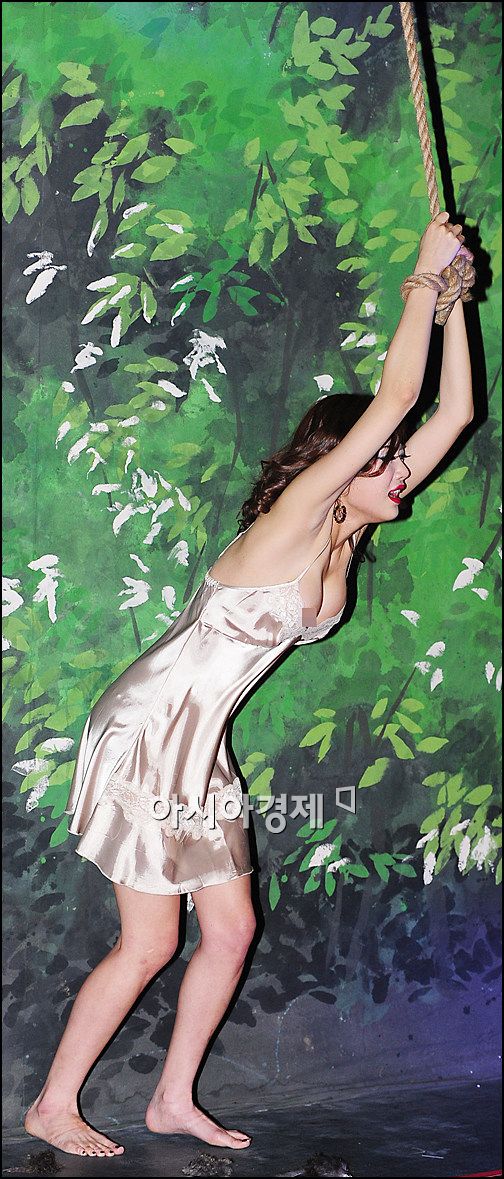 [포토]차수정, '나는 야한 여자가 좋다'서 전라 연기