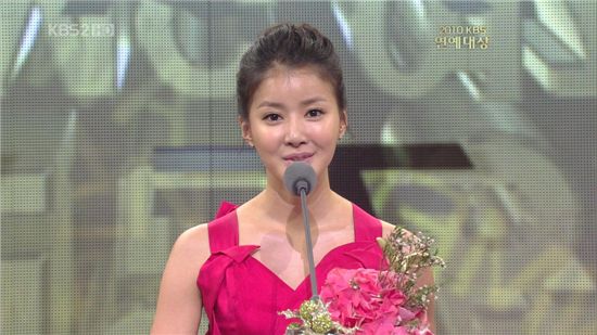 [KBS 연예대상]이시영, 쇼·오락 女 신인상 수상