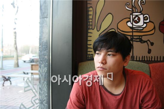 조오련 아들 조성모 "평생 울 것 다 울었어요"(인터뷰)