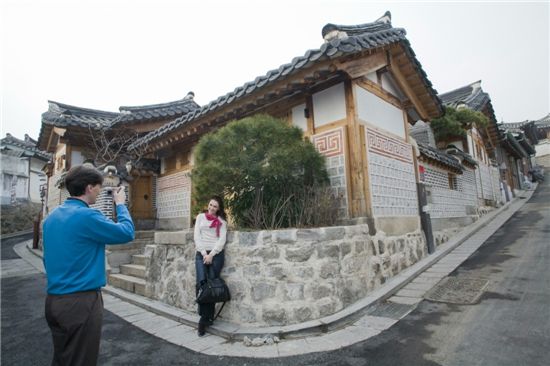 "서울성곽, 북촌 이벤트에 빠져볼까" 