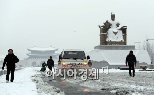 [포토]눈폭탄 맞은 서울!