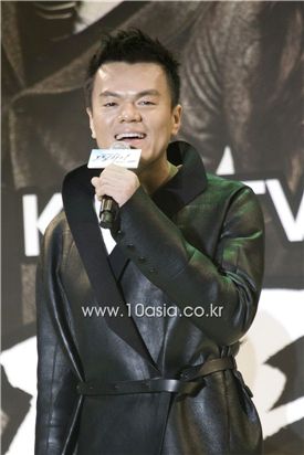 Park Jin-young speaks during the press conference for KBS' upcoming musical drama "Dream High" held at Ilsan Kintex in Gyeong-gi Province, South Korea on December 27, 2010. [Lee Jin-hyuk/10Asia] 