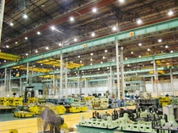 [中企대상]화신이앤비, 친환경 '무전극램프' 현대차ㆍ포스코 납품