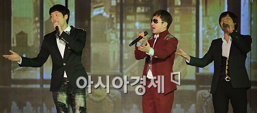 [포토]박현빈-창민-이현 '우리는 트로트 삼형제'