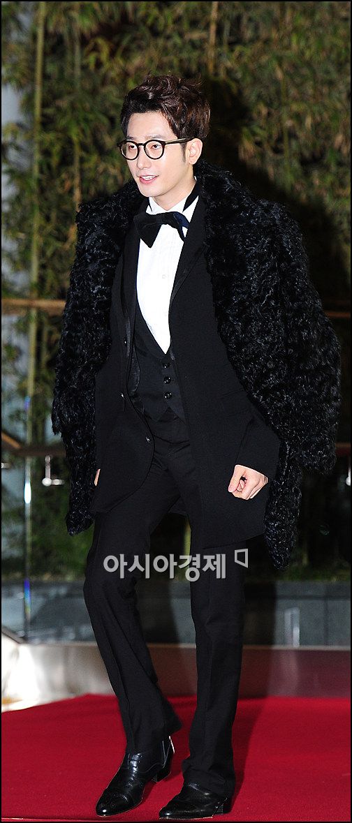 [포토]박시후 '사장님 패션'