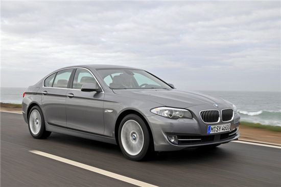 수입차 판매 1위 BMW.."30일 이내 신차 교환" 파격 프로모션