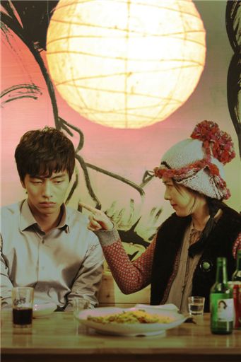 Son Ye-jin (right) and Lee Min-ki in the new film "Eerie Romance (tentative title)" [Art Service]