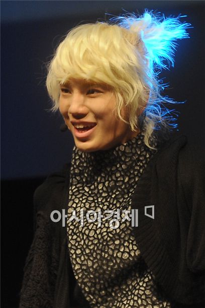 [PHOTO] INFINITE members L, Hoya, Sung-jong, Sung-kyu at showcase