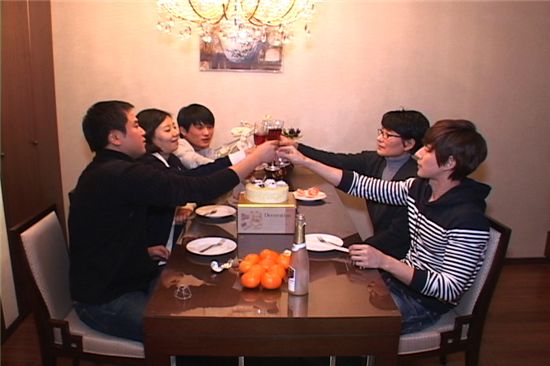 박해진, 병역 논란 이후 방송 첫 출연 "가족들에게 미안"