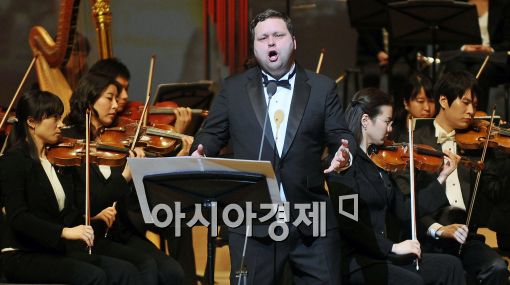 [포토]폴포츠의 화려한 공연