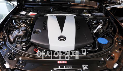 [포토]V형 6기통 최신 디젤엔진 '뉴 S350 블루텍'