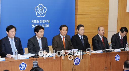[포토]윤 장관 '물가불안 강력 대응'
