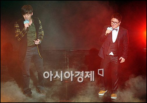 [포토]존박-허각 '우리가 글러브OST 불렀어요'