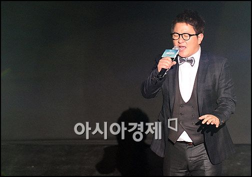 [포토]허각 '글러브OST로 또 만나요'