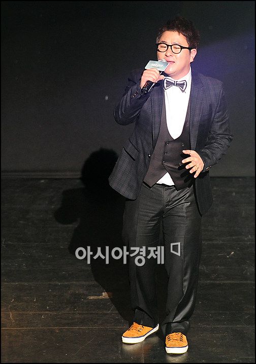 [포토]허각 '글러브OST로 또 만나요'