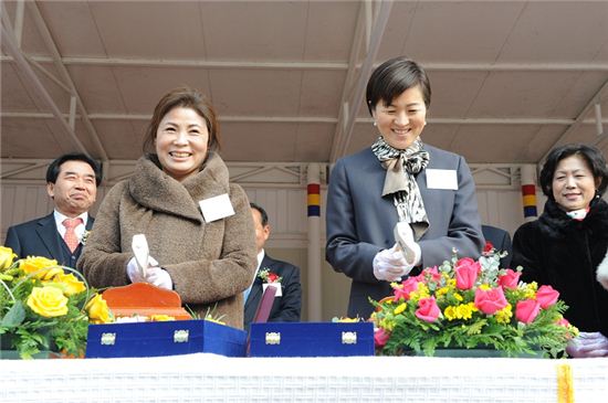 [포토]한진해운, 8600TEU급 컨선 명명식 열려 