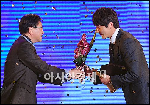 [포토]권상우, 아시아모델상 아시아스타상 수상