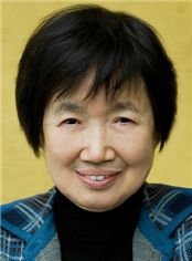 박완서 떠난 자리, 독자들 손길 줄잇는다