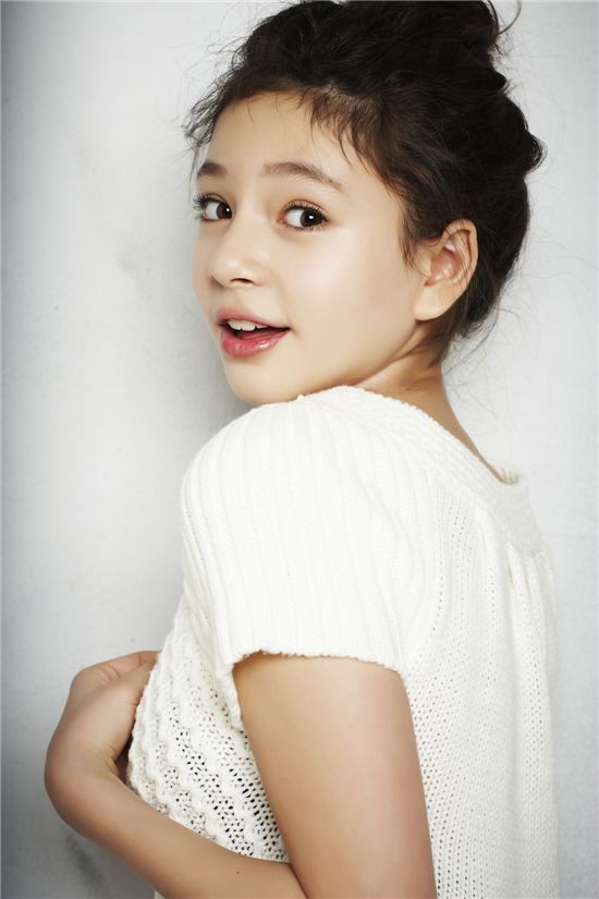 [포토]티아라와 한솥밥··英소녀 섀넌, '외모+실력↑'