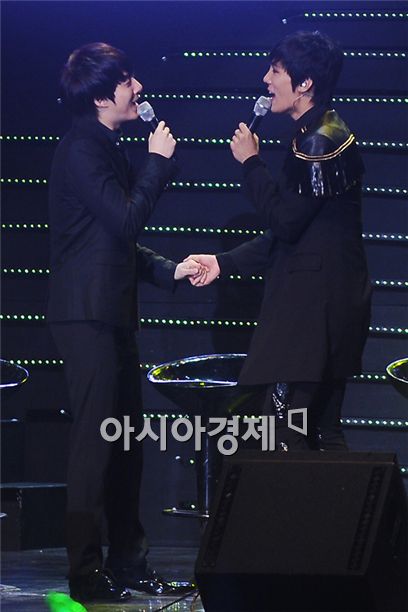 SS501 Kim Hyung-joon and Park Jung-min [Lee Ki-bum/Asia Economic Daily]