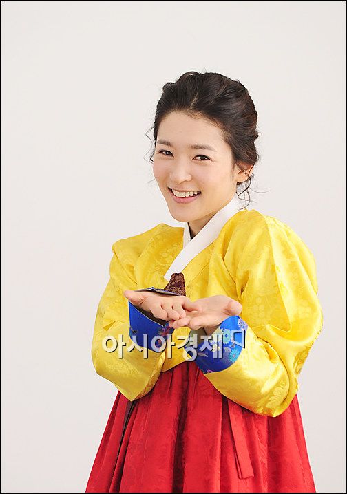 [한복포토]차수연 '새뱃돈 대신, 사랑을 주세요!'