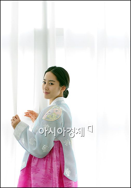 [한복포토]전혜빈, 곱고 단아한 자태 '시집갈때 됐나봐'