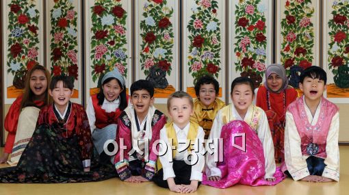 [포토]다문화가정 아이들 '새해 복많이 받으세요'  