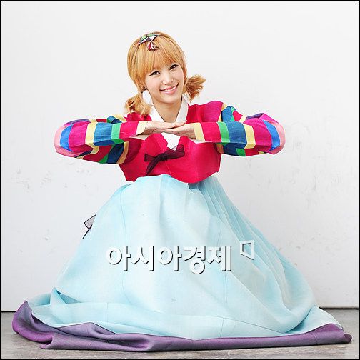 [한복포토]쥬얼리 김은정 '새해 복 많이 받으세요!'